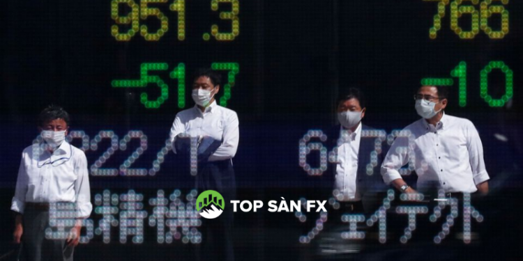 Cổ phiếu châu Á bất ngờ tăng do bầu cử ở Nhật Bản