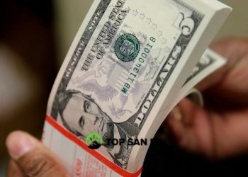 Đô la gần cao nhất trong 16 tháng chờ đợi tín hiệu từ Fed