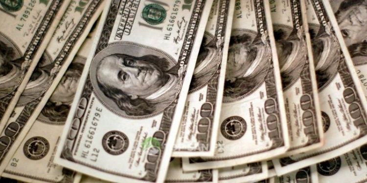 Đô la đạt mức cao nhất trong 16 tháng