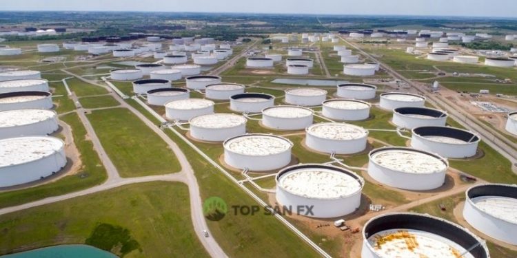 Dầu tăng khi OPEC+ từ chối yêu cầu cung cấp thêm
