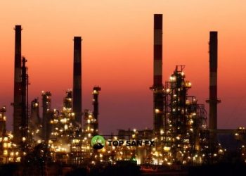 Giá dầu giảm do nguồn cung tăng