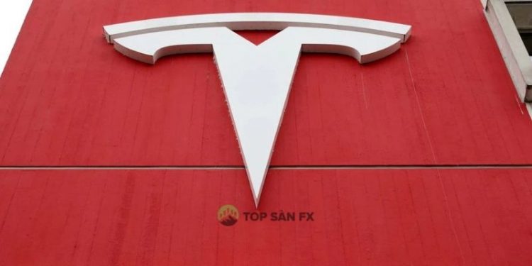 JPMorgan kiện Tesla đòi $162 triệu vì chứng quyền