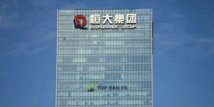 Cổ phiếu China Evergrande tăng sau khi trễ hạn nợ