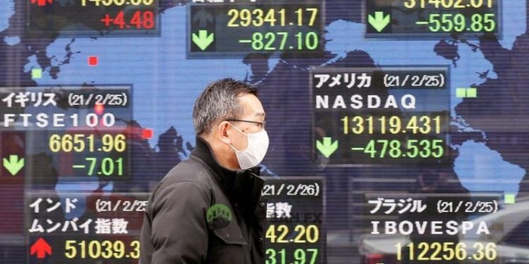 Chứng khoán châu Á cao hơn bất chấp biến thể Omicron