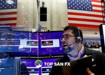 Dow dẫn đầu Phố Wall cao hơn với mức tăng 2%