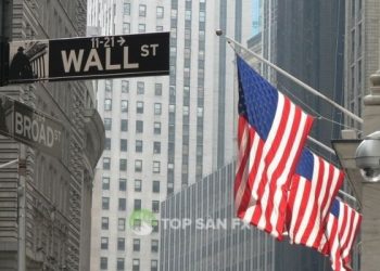 Phố Wall ghi nhận lợi nhuận mạnh mẽ