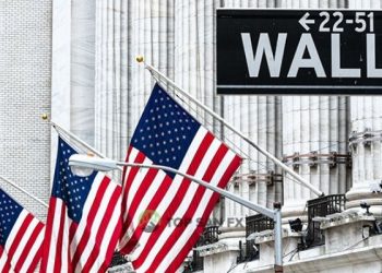 Phố Wall đóng cửa thấp hơn trước dữ liệu lạm phát