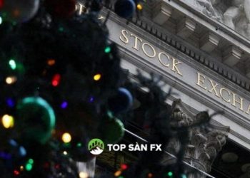 S&P 500 kết thúc thấp sau bốn ngày tăng cao kỷ lục