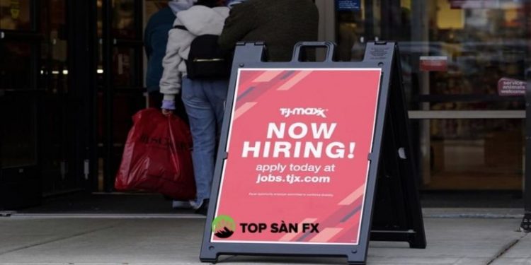 Làn sóng Omicron nâng cao tỷ lệ thất nghiệp hàng tuần của Mỹ