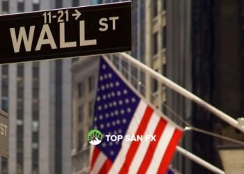 Phố Wall bắt đầu bán tháo vì lo lắng Ukraine-Nga