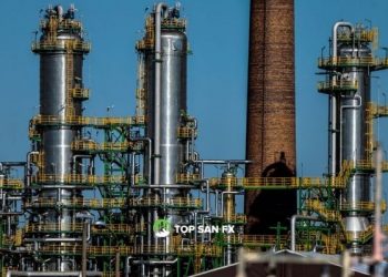 Giá dầu tương lai mở cao hơn nhờ cảnh báo IEA