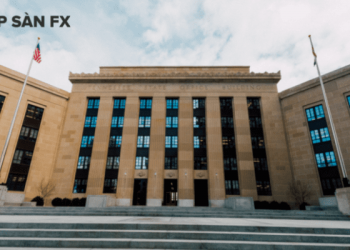 Lãi suất Mỹ tăng mạnh nhất trong 22 năm