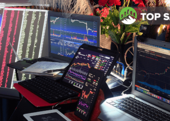 Giá vàng vẫn đi lên, chứng khoán mỹ tụt dốc