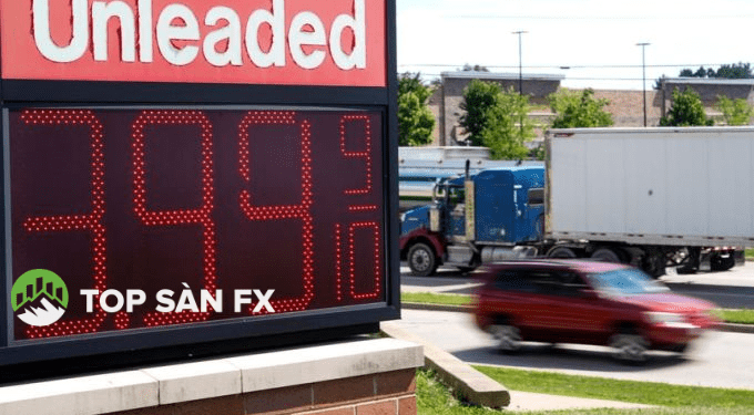 Giá xăng tại Mỹ xuống thấp nhất 5 tháng