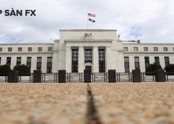 Fed cảnh báo rủi ro của hệ thống tài chính toàn cầu