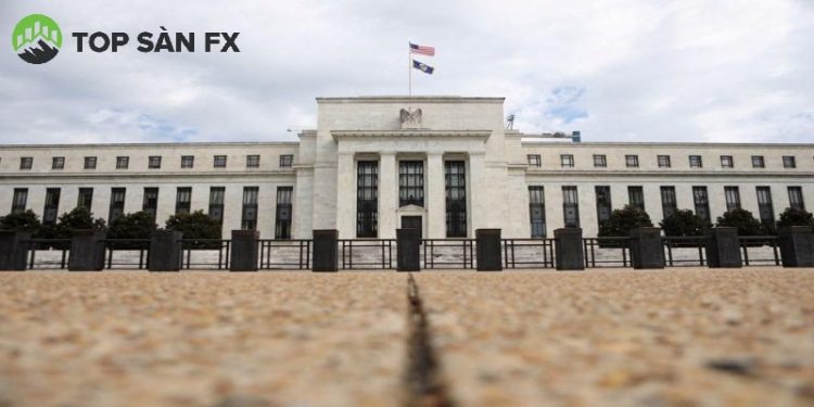 Fed cảnh báo rủi ro của hệ thống tài chính toàn cầu