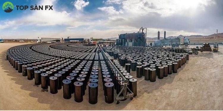 Giá dầu thế giới: Biến động trái chiều