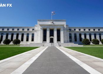 Các nhà đầu tư đợi phát biểu từ tổ chức FED