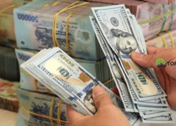 Đổi 10.000 USD bằng bao nhiêu tiền Việt Nam?