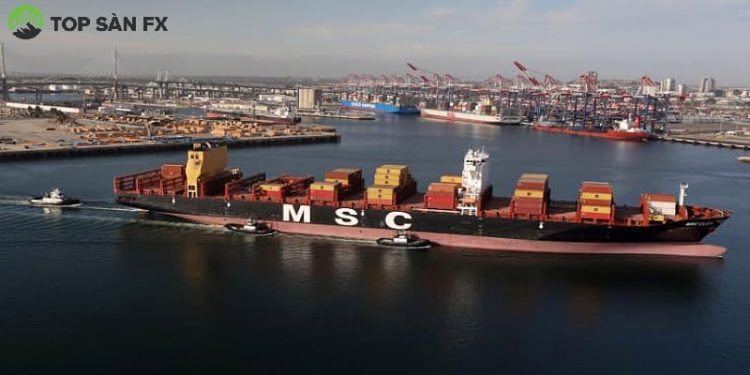 Thâm hụt thương mại của Mỹ tăng cao