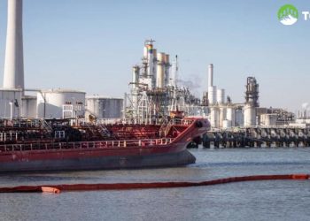 Trừng phạt của phương Tây không hiệu quả với dầu Nga