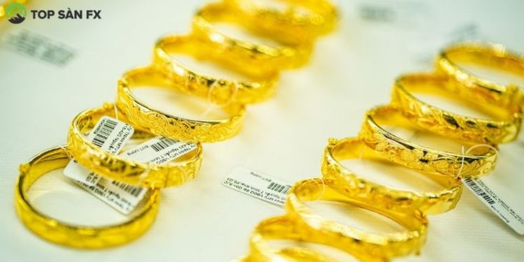 Giá vàng Malaysia hôm nay bao nhiêu? Có nên mua vàng Malaysia