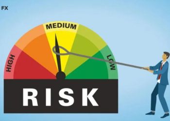 Rủi ro lãi suất là gì? Ví dụ về rủi ro lãi suất của ngân hàng