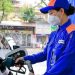 Giá xăng RON 95 vượt ngưỡng 20.000 đồng một lít