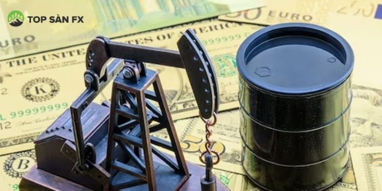 Giá xăng dầu hôm nay 17/4: Tiếp tục điều chỉnh giảm