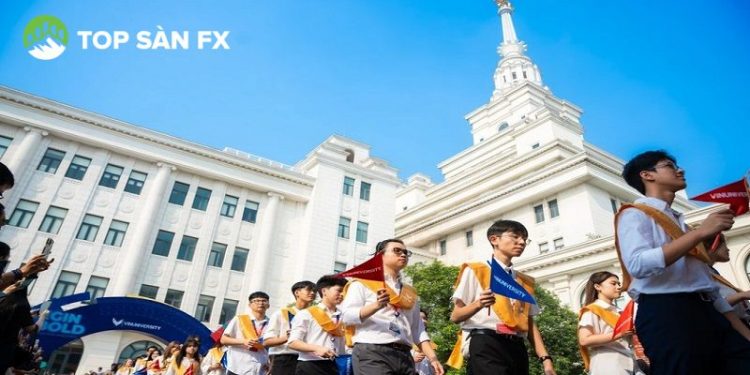 ĐH VinUni của tỷ phú Phạm Nhật Vượng bỏ 1.300 tỷ đồng để chiêu mộ bác sĩ nội trú