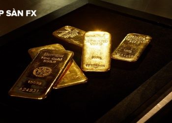 Giá vàng thế giới giảm 1% sau phát biểu của quan chức Fed