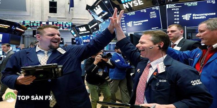 Chứng khoán Mỹ xanh 3 phiên liên tiếp nhờ cổ phiếu AI