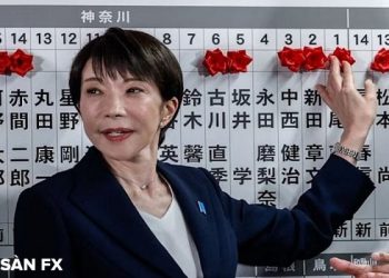 Chứng khoán Nhật Bản lập đỉnh sau chiến thắng áp đảo của bà Sanae Takaichi