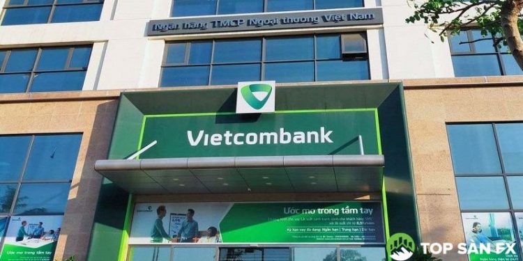 Vietcombank nâng lãi suất cho vay lên 6,1%/năm