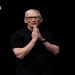 Tim Cook từ chức CEO Apple, chuyển giao cho John Ternus
